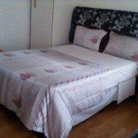 Guest House Macauly Γιοχάνεσμπουργκ Εξωτερικό φωτογραφία